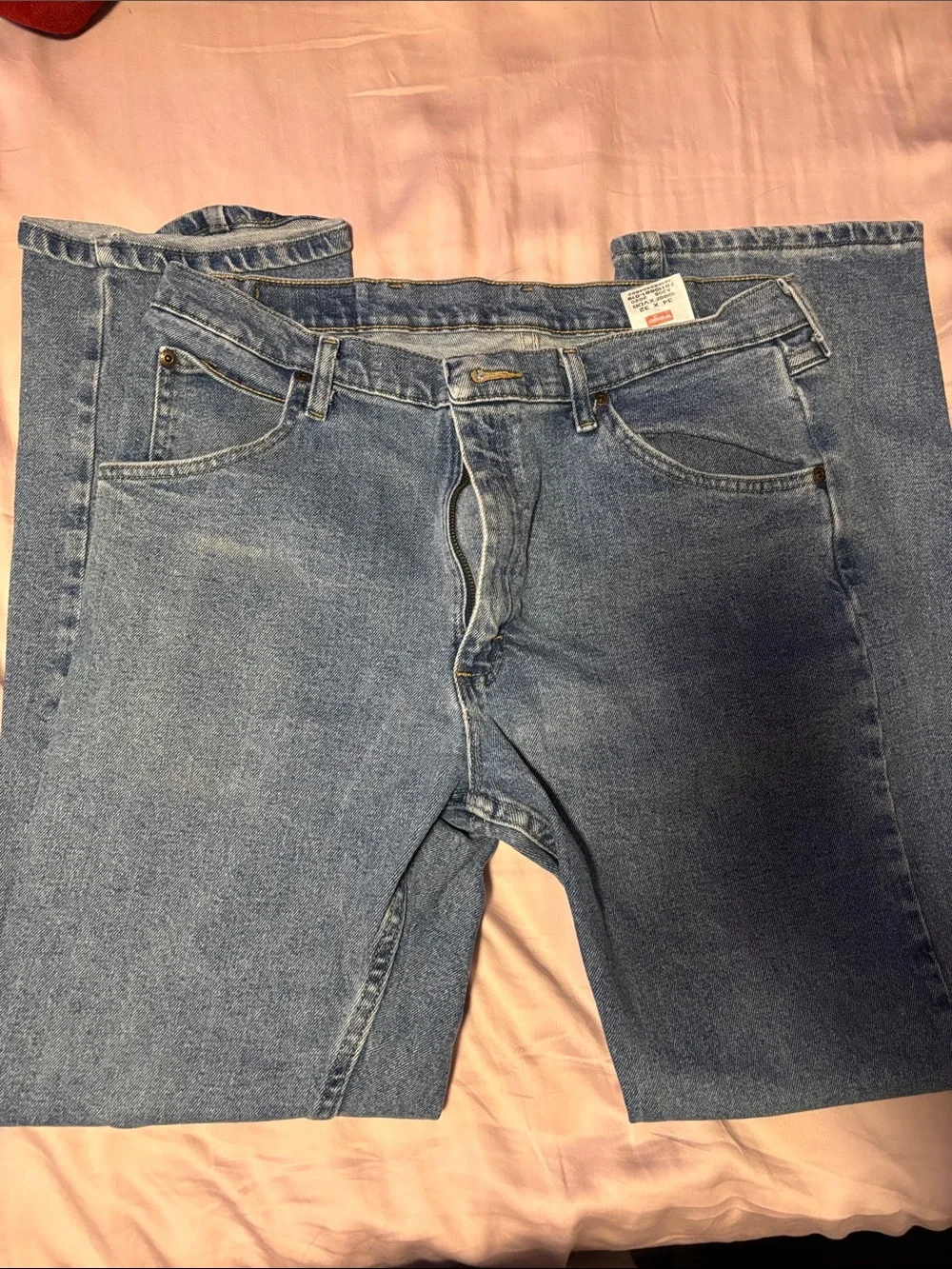 Wrangler Men’s Light Blue Relaxed Fit Jeans